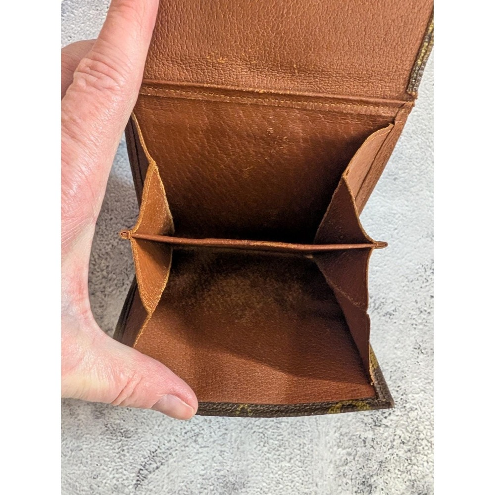 Authentic Vintage Louis Vuitton Monogram envelope coin wallet. Date Code 821 - Picture 7 of 14